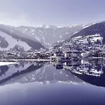 Crown Of The Alps By We Rent Τσελ αμ Ζέε