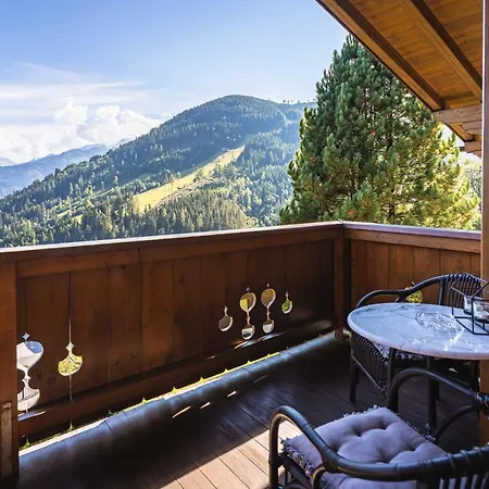 Crown Of The Alps * Zell am See