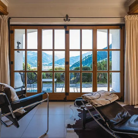 Crown Of The Alps By We Rent Chalet *
